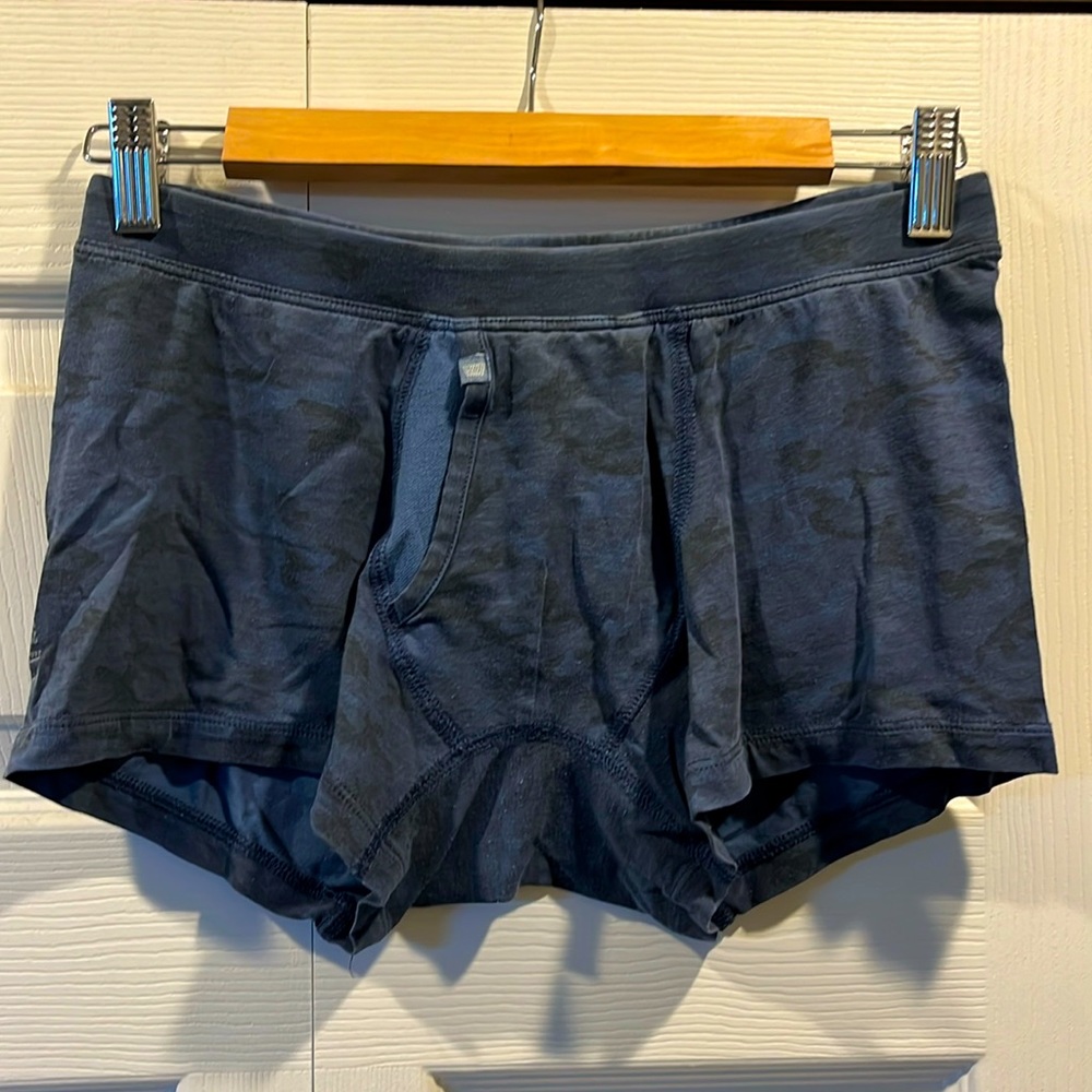 Mack Weldon silver trunk brief camo navy medium